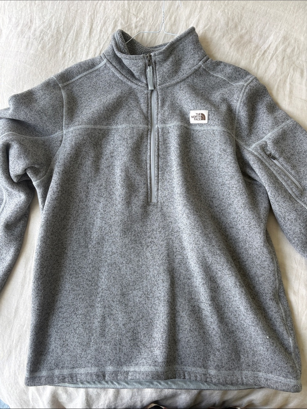 The North Face Men's Heather Gray Half-Zip Fleece Pullover